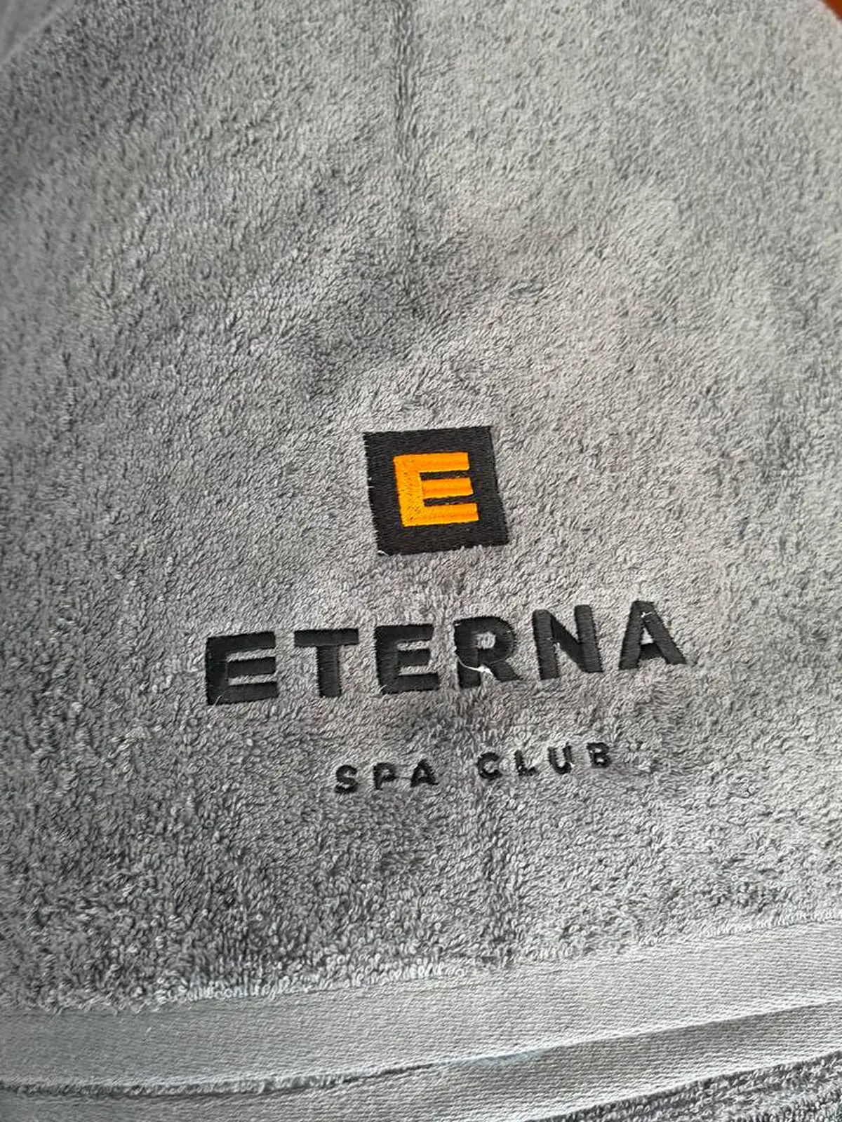 Рушник із вишивкою Eterna Spa Club
